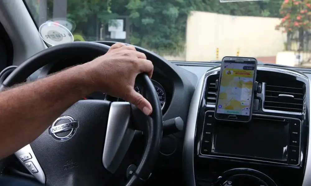 Presidente sanciona crédito consignado para CLT, incluindo motoristas de app 