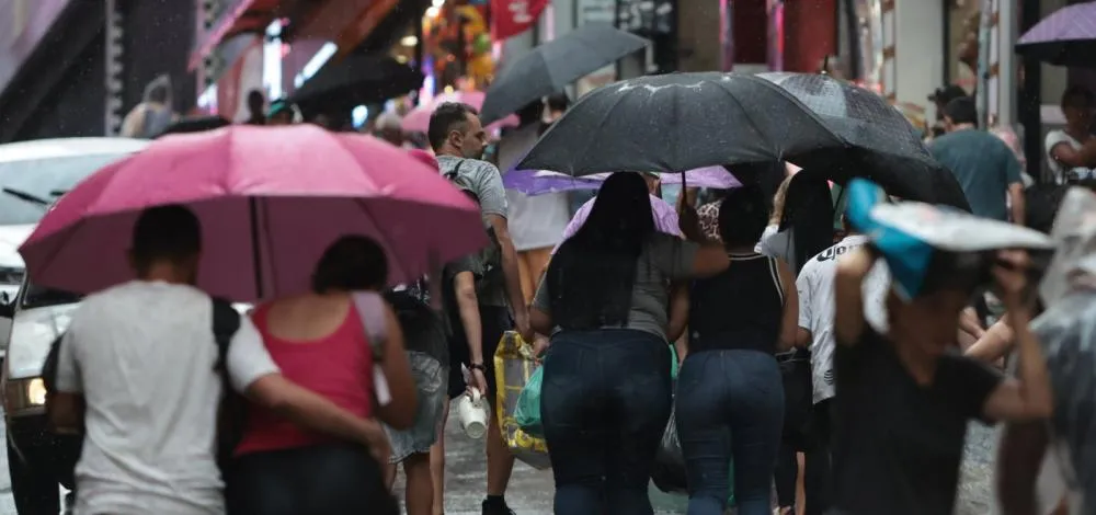 Camaçari, Mata, Dias d'Ávila e quase 40 municípios entram em alerta de chuva intensa