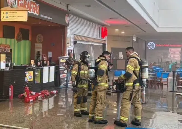 Princípio de incêndio em loja do Boulevard Camaçari mobiliza equipes de emergência