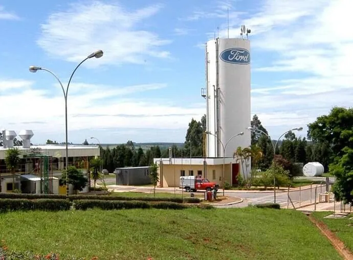 Ford é condenada a pagar R$ 30 milhões por danos morais coletivos após fechar fábrica
