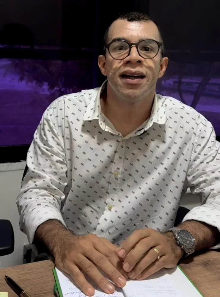 Secretário de Educação se pronuncia após suspensão do transporte escolar em Camaçari