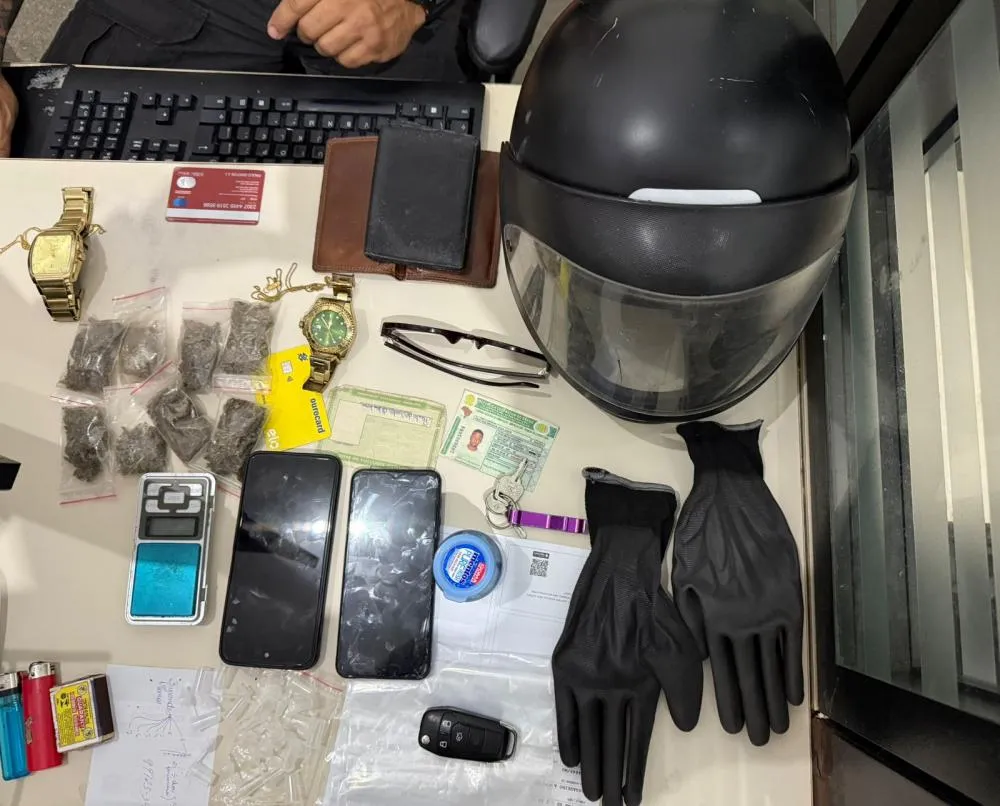 Dupla investigada por homicídio é presa em Lauro de Freitas