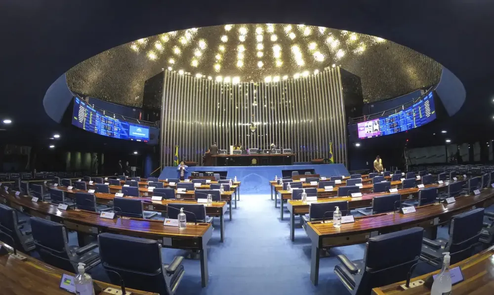 Senado aprova isenção do IR para até dois salários mínimos