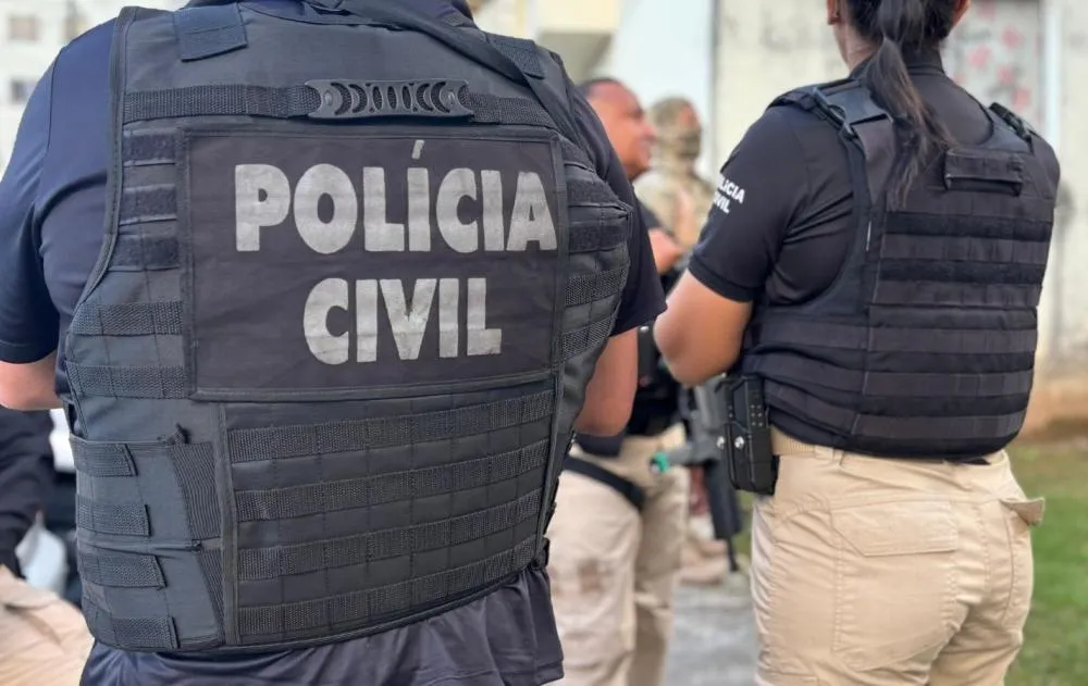 Procurado por homicídios e tráfico em Camaçari é preso em condomínio de luxo 