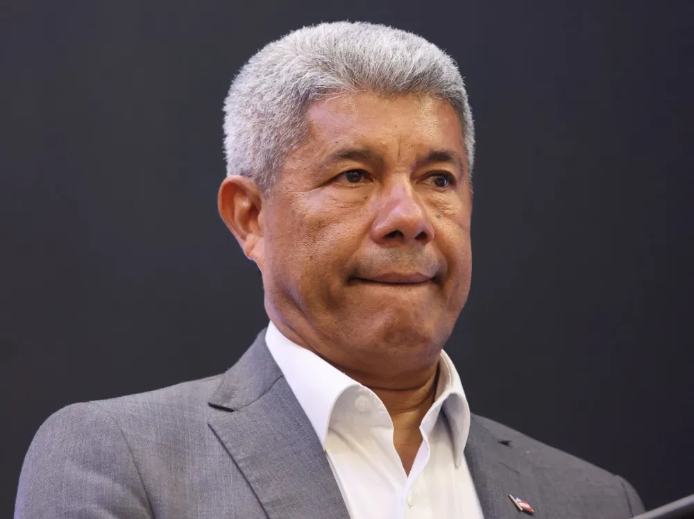 Jerônimo pede autorização para mais um empréstimo bilionário