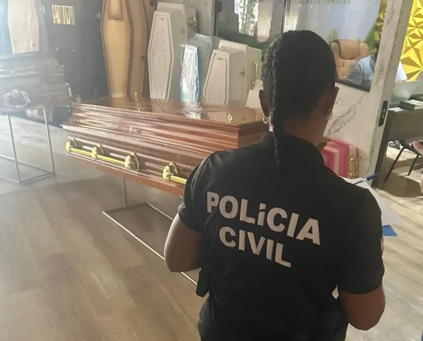 Polícia Civil realiza fiscalização em funerárias de Salvador
