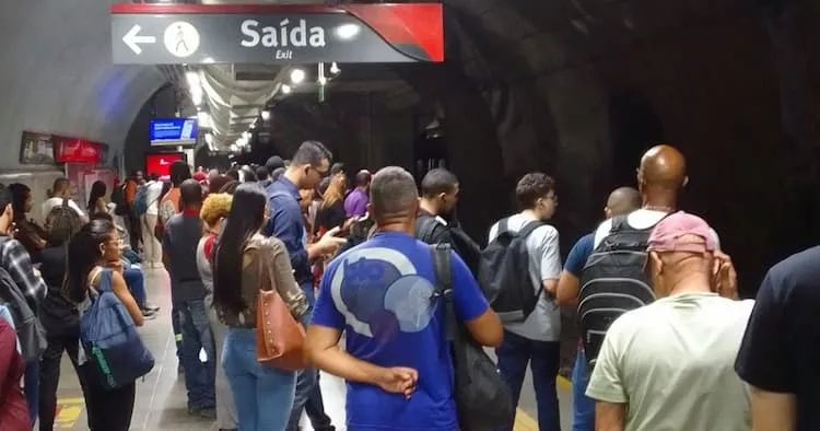 Falha em sistema deixa linha 1 do metrô de Salvador parada na manhã desta terça-feira