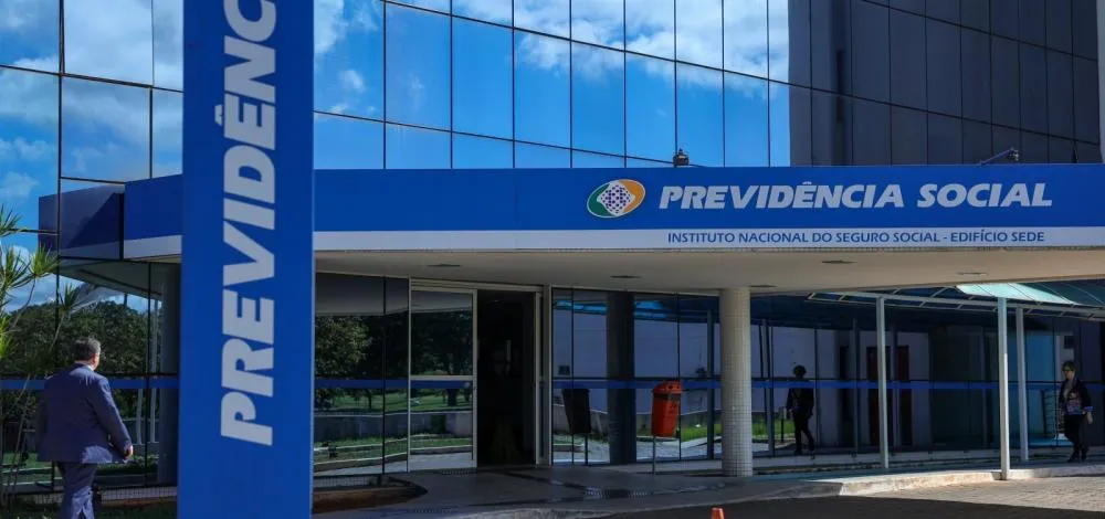 Mais de 2 milhões de aposentados do INSS ainda precisam fazer prova de vida
