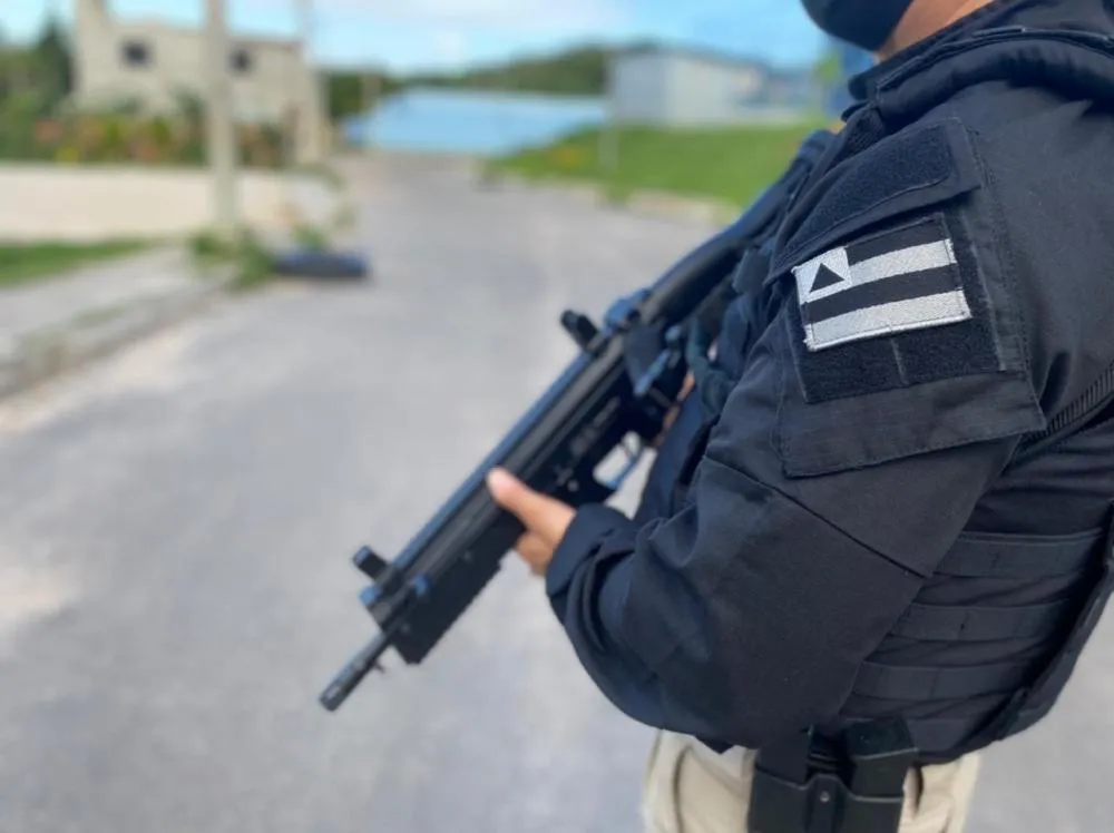 Polícia Civil prende homem por tráfico de drogas em Camaçari