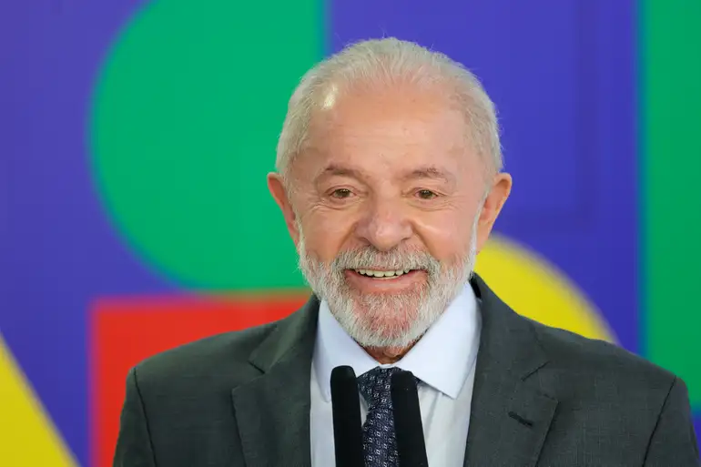 Pesquisa indica que Lula venceria na maioria dos estados se eleição fosse hoje
