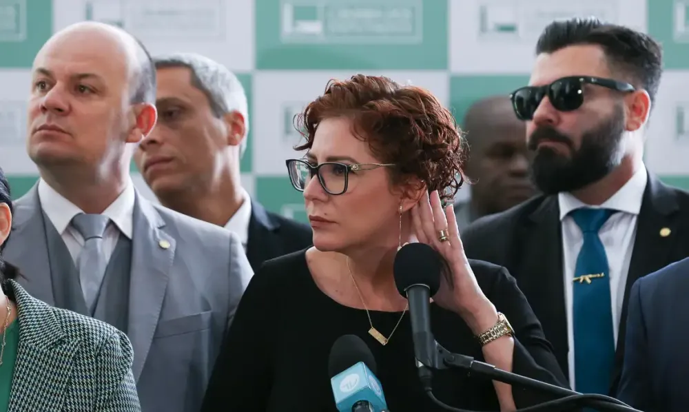 Por 9 votos a 2, Zambelli é condenada pela segunda vez no STF