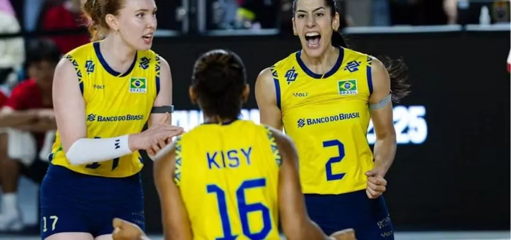 Brasil vence de virada e caminha para as oitavas do Mundial 