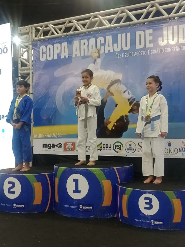 Atleta de Pojuca conquista ouro na Copa Aracaju de Judô e brilha no cenário nacional