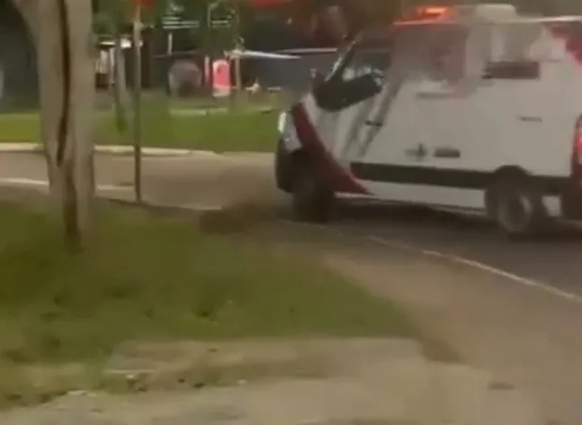 Após protesto na Via Parafuso, paciente em estado grave é regulada para Hospital Geral