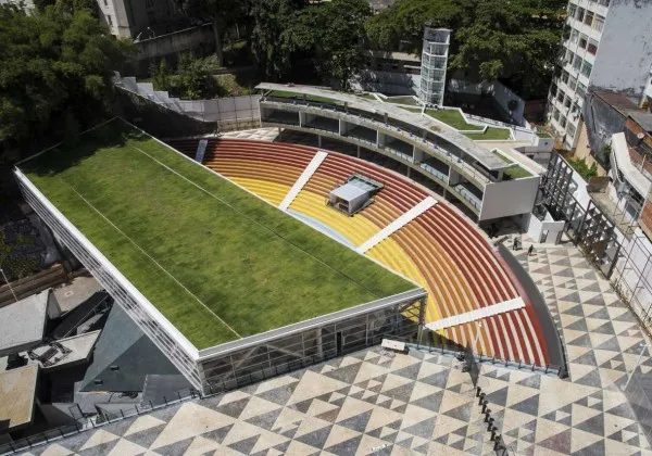 Concha Acústica terá mais de 500 vagas gratuitas para veículos em dias de shows