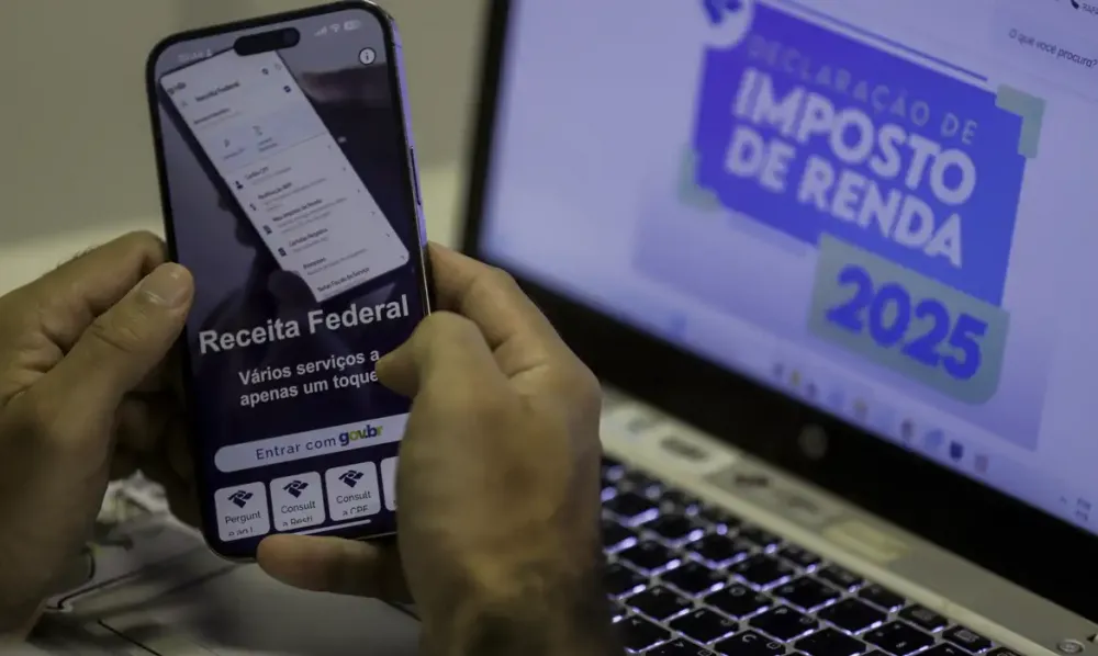  Receita paga nesta sexta-feira quarto lote de restituição do IR 