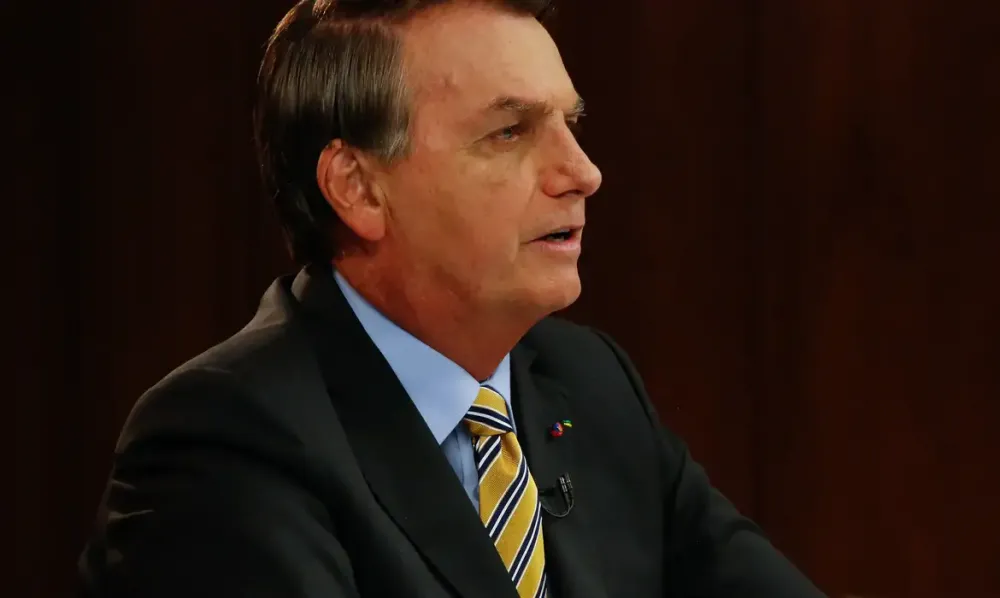 Se condenado, Bolsonaro deve ir para prisão domiciliar, diz especialista