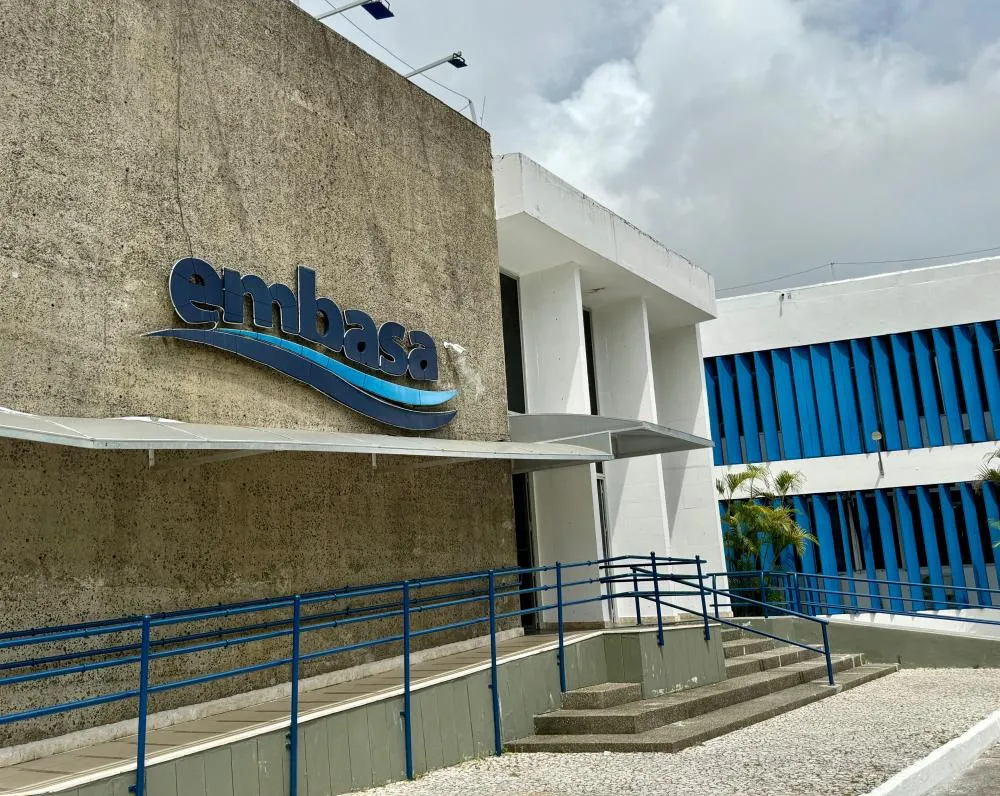 Governo do Estado não cumpre acordo com Mata de São João e Justiça impõe multa à Embasa