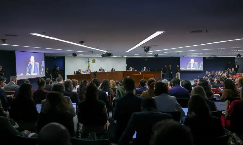 Heleno se distanciou de Bolsonaro e não sabia de golpe, diz advogado
