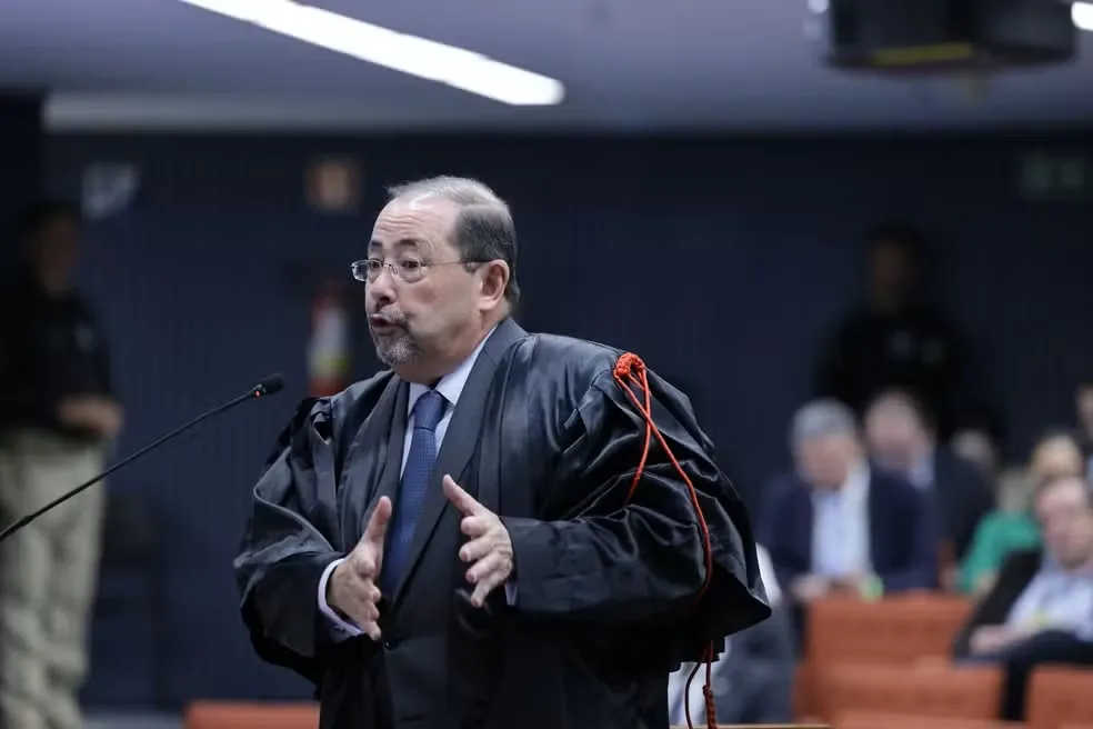 Defesas de Bolsonaro e generais contestam provas e delações no STF