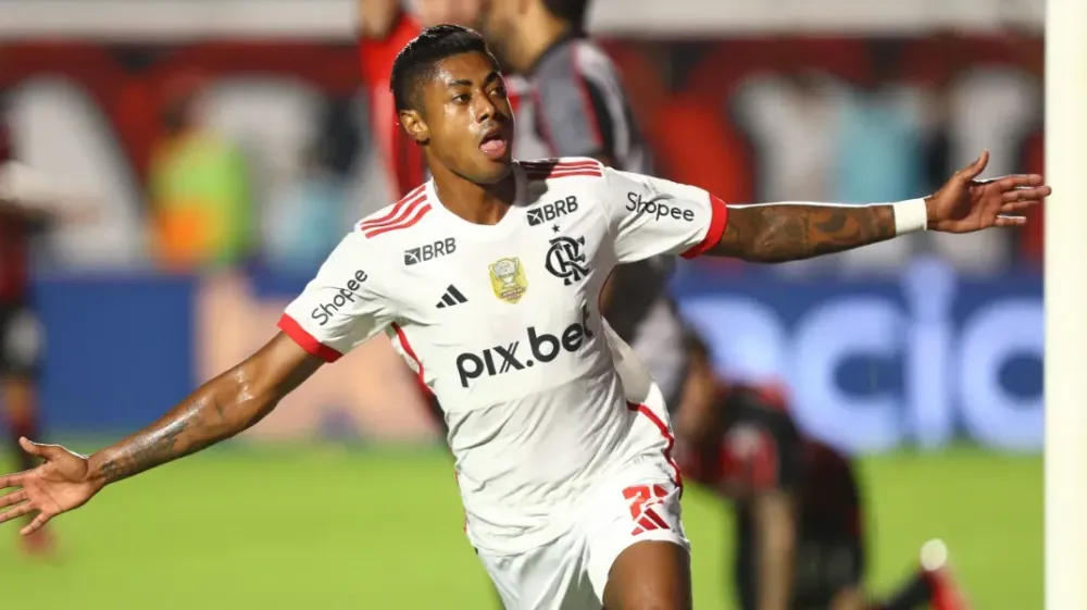 Bruno Henrique é suspenso por 12 jogos e multado em R$ 60 mil pelo STJD