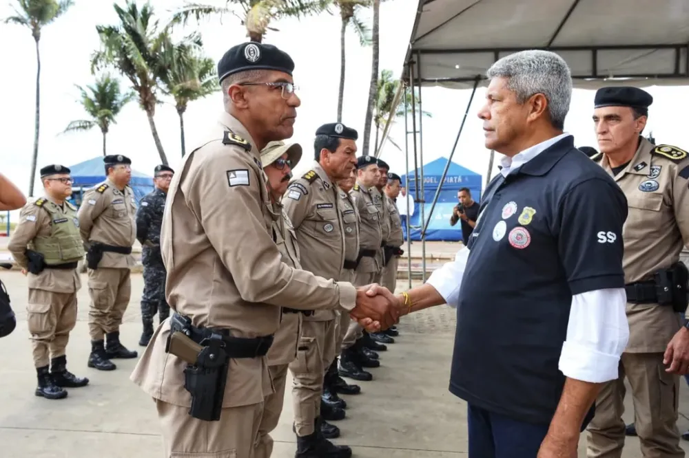 Governador cria novos batalhões e cargos nas polícias da Bahia