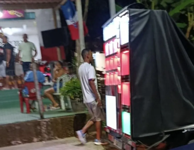 Polícia Militar apreende paredão de som em operação contra poluição sonora em Mata de São João
