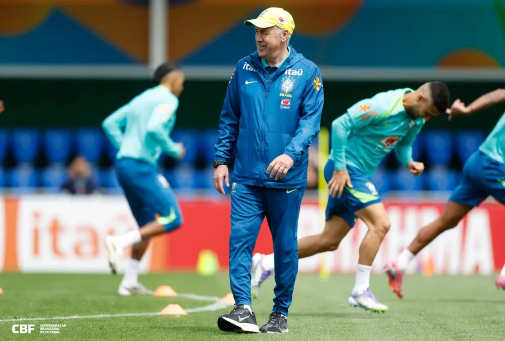 Ancelotti anuncia testes contra a Bolívia, mas Jean Lucas deve começar no banco