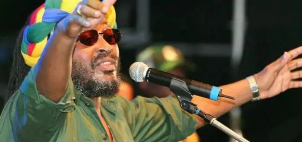 Filho de Edson Gomes dispara sobre o Lollapalooza: “Agora estão respeitando”