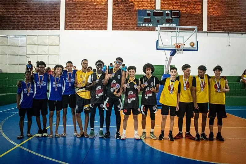Basquete sub-16 de Mata de São João conquista 3º lugar na Copa Átomo