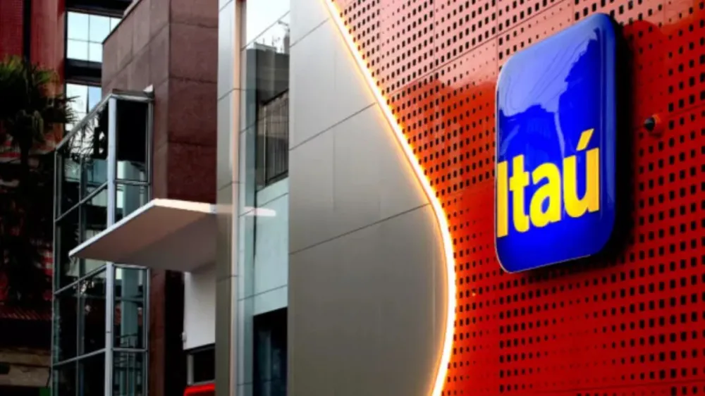 Bancários da Bahia estão em alerta após demissão em massa do Itaú: 'Indignação'