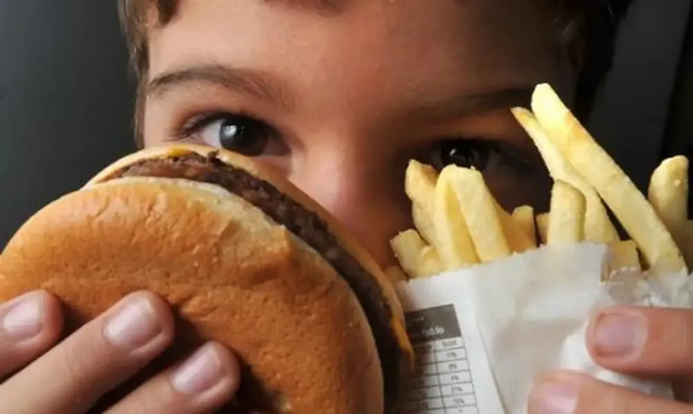 Obesidade infantil supera desnutrição pela 1ª vez no mundo