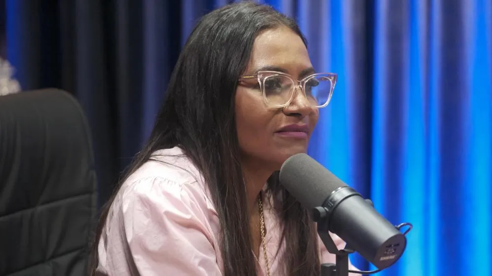 “Não podia aparecer mais do que ele”: Professora Angélica expõe bastidores da campanha de Flávio Matos
