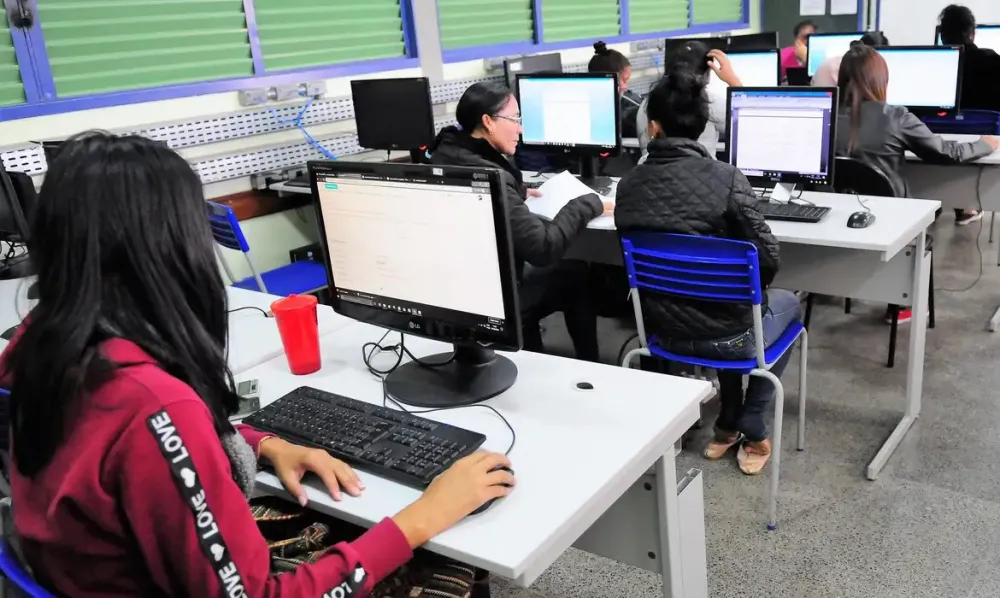 MEC divulga lista de cursos superiores semipresenciais autorizados 