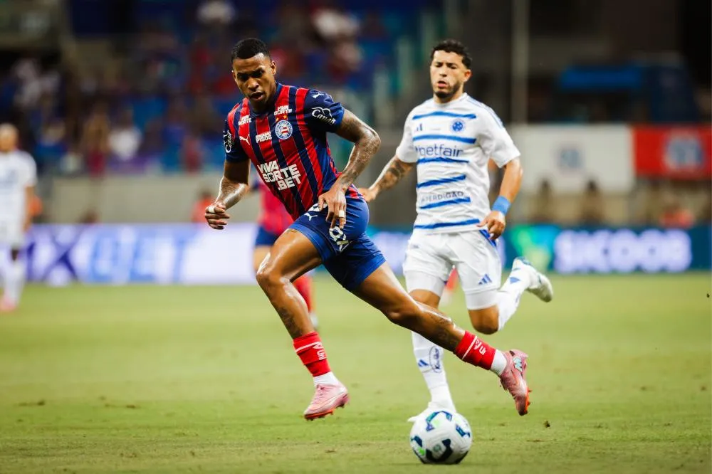 Bahia sai na frente, mas leva virada e perde para o Cruzeiro na Fonte Nova