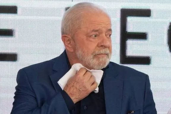 Governo Lula é desaprovado por 51% dos brasileiros, aponta pesquisa 