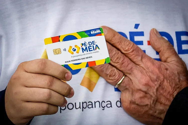TCU aponta irregularidades e coloca em risco continuidade do Pé-de-Meia na Bahia
