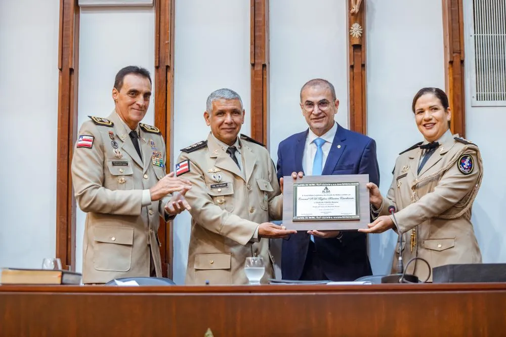 Lauro de Freitas destaca parceria com forças de segurança em homenagem ao Coronel Taylon Teixeira 