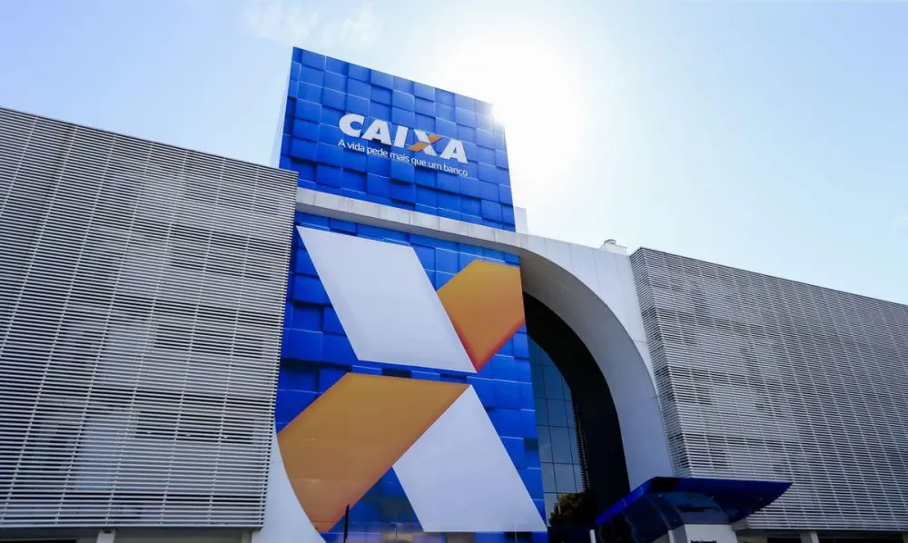 Novo concurso da Caixa paga até R$ 15 mil e deve ser lançado em outubro