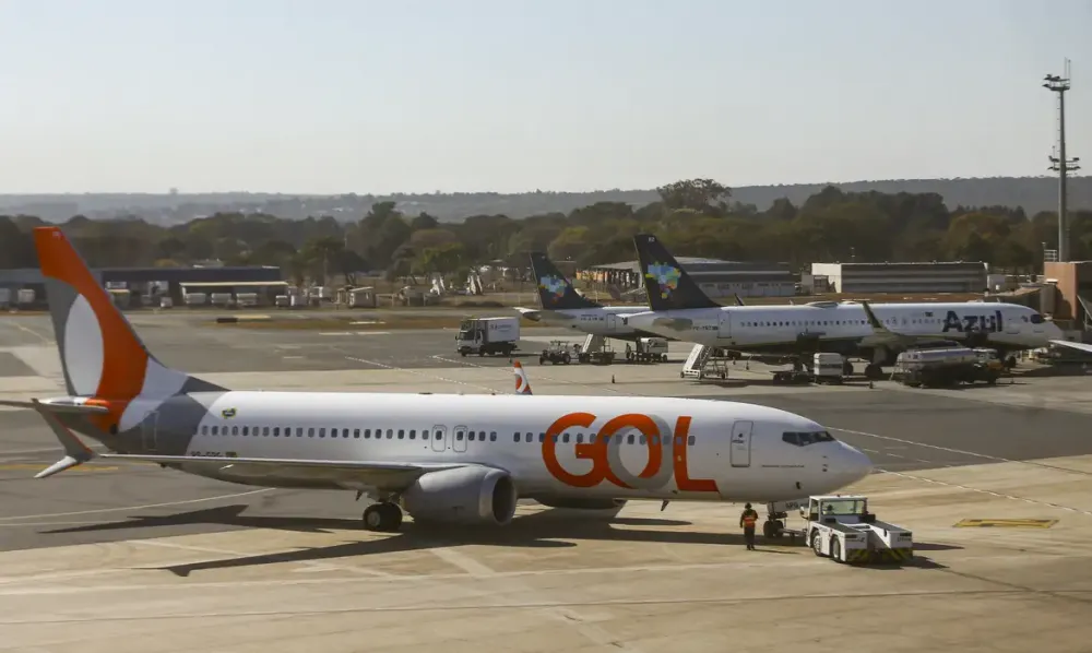 Gol e Azul encerram acordo de cooperação comercial