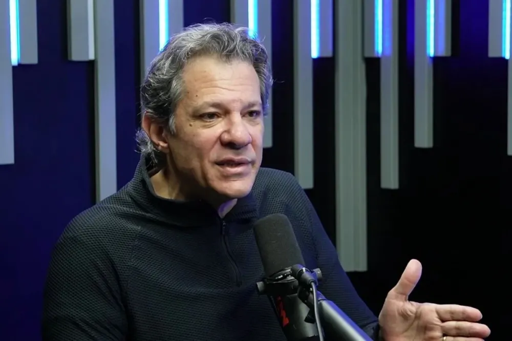Haddad confirma que Lula tentará reeleição em 2026: “É candidato, sim”