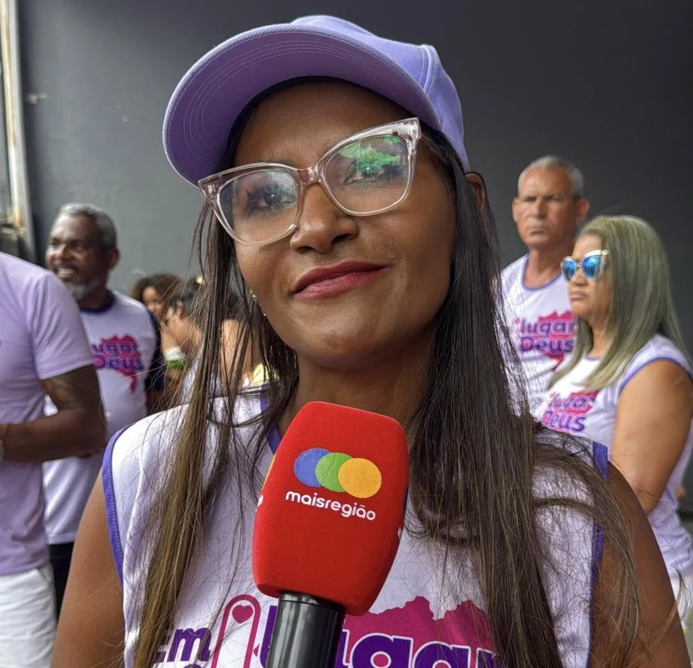 “Que realmente as pessoas acordem”, alerta professora Angélica sobre a política no município