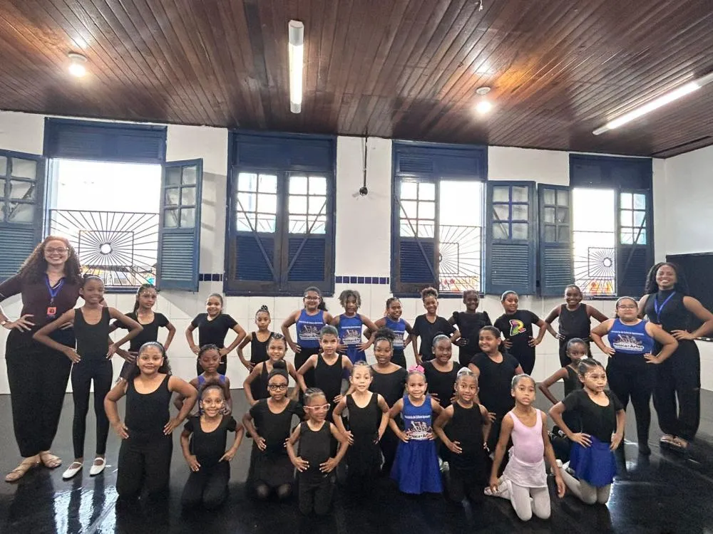 Fundação Cultural de Mata de São João promove aula pública de balé