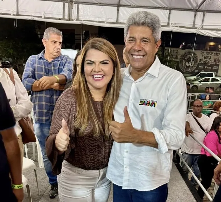 Jerônimo exalta força política de Andrea Castro e sinaliza apoio à sua pré-candidatura à ALBA