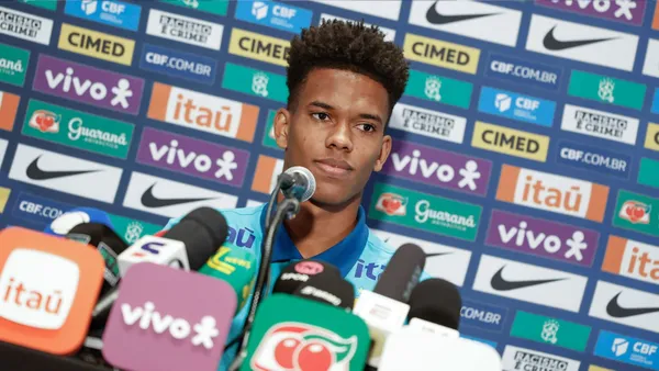 Estêvão coloca versatilidade à disposição da seleção: 'faço o que for melhor'
