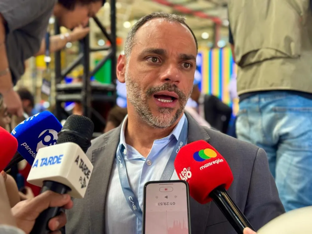 Secretário do trabalho minimiza críticas sobre a ausência de funcionários na inauguração da BYD