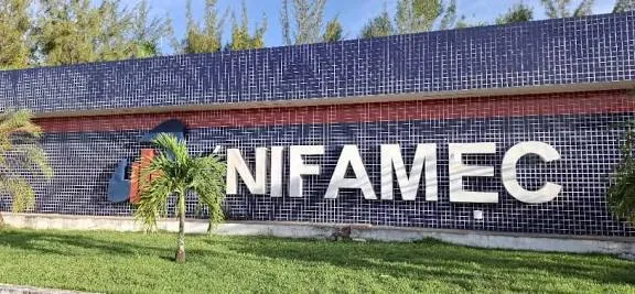 UNIFAMEC realiza II Feira de Estágios e Empregabilidade aberta à comunidade de Camaçari e região