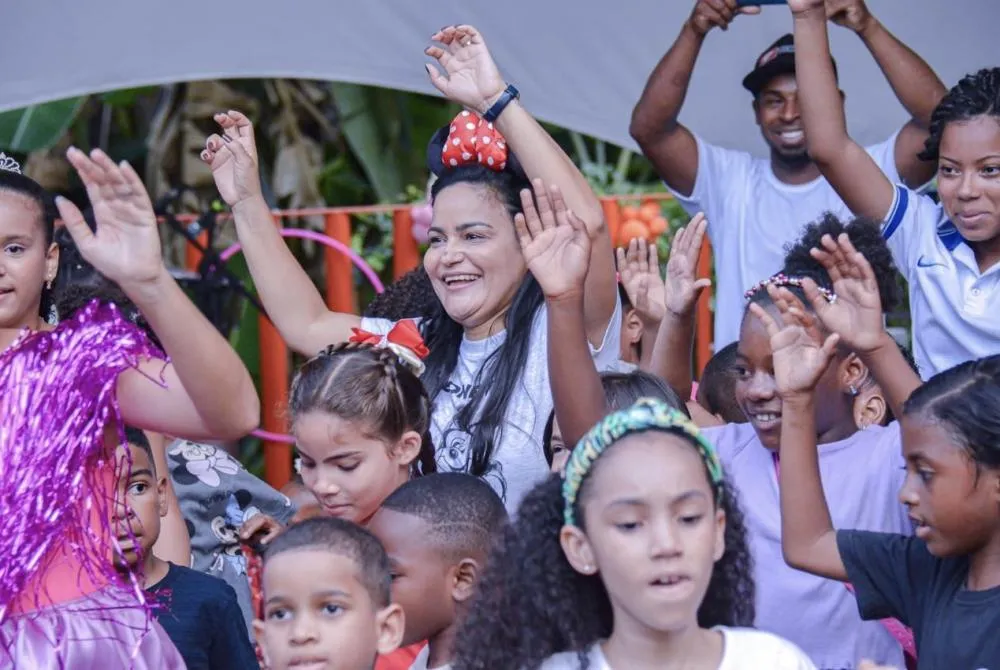 Prefeita Débora Regis participa do encerramento da Semana da Criança, com festa no Parque Ecológico