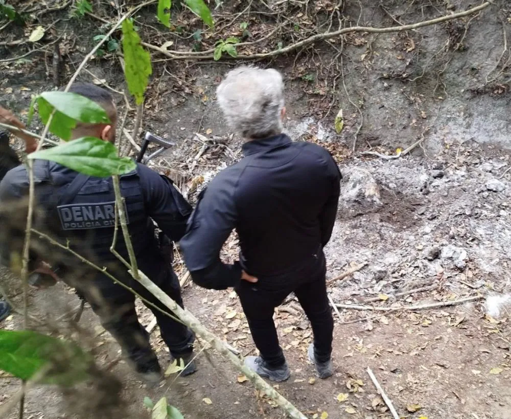 Polícia Civil localiza três corpos em Anguera e prende dois suspeitos em Feira de Santana