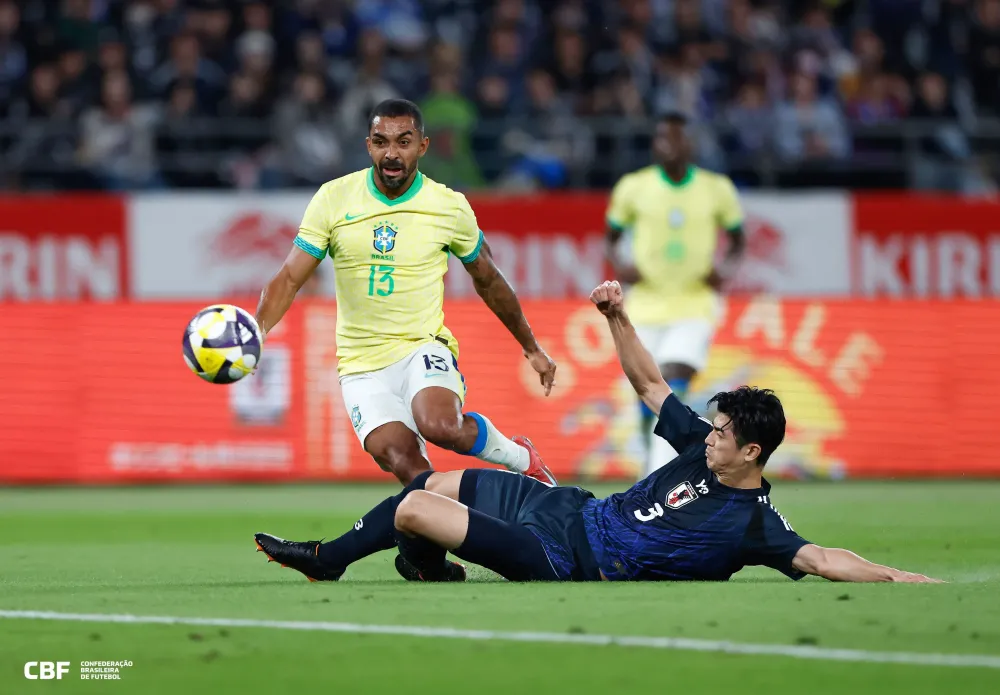 Brasil amarga derrota histórica para o Japão em amistoso em Tóquio